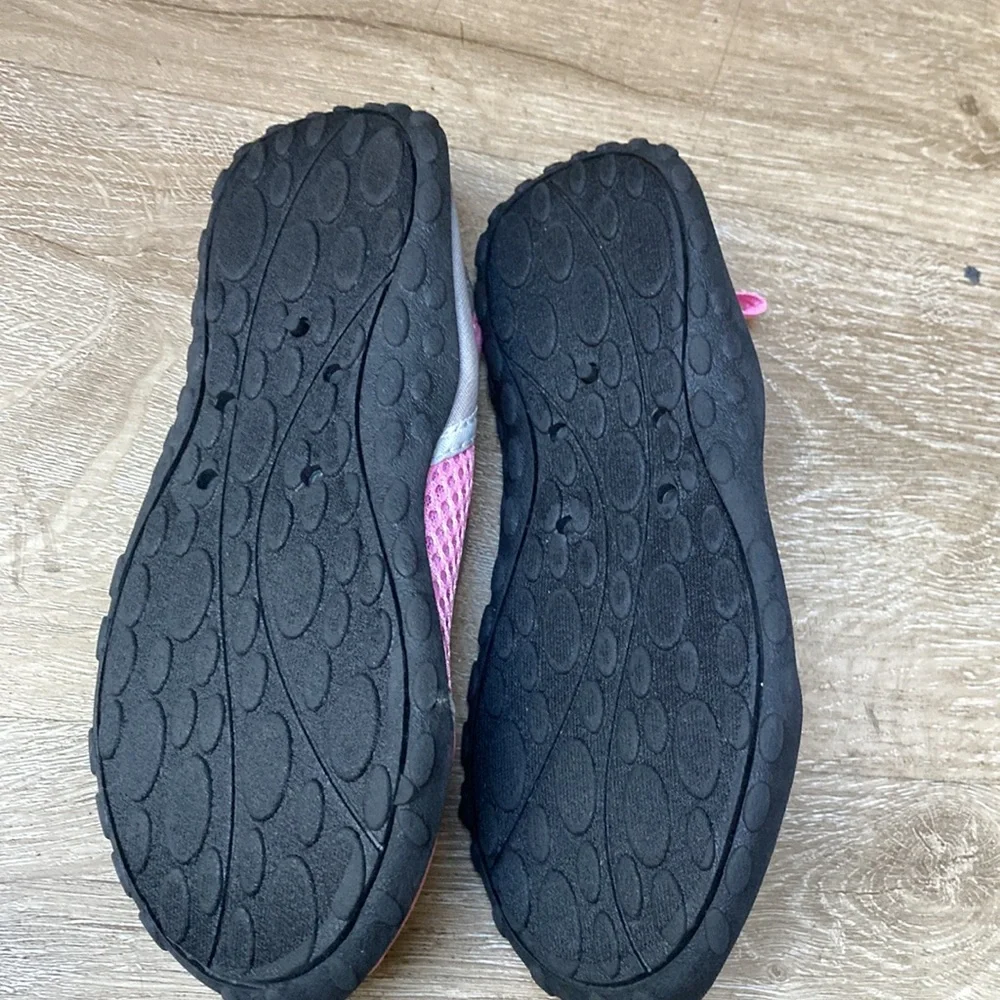 Swimming sandals